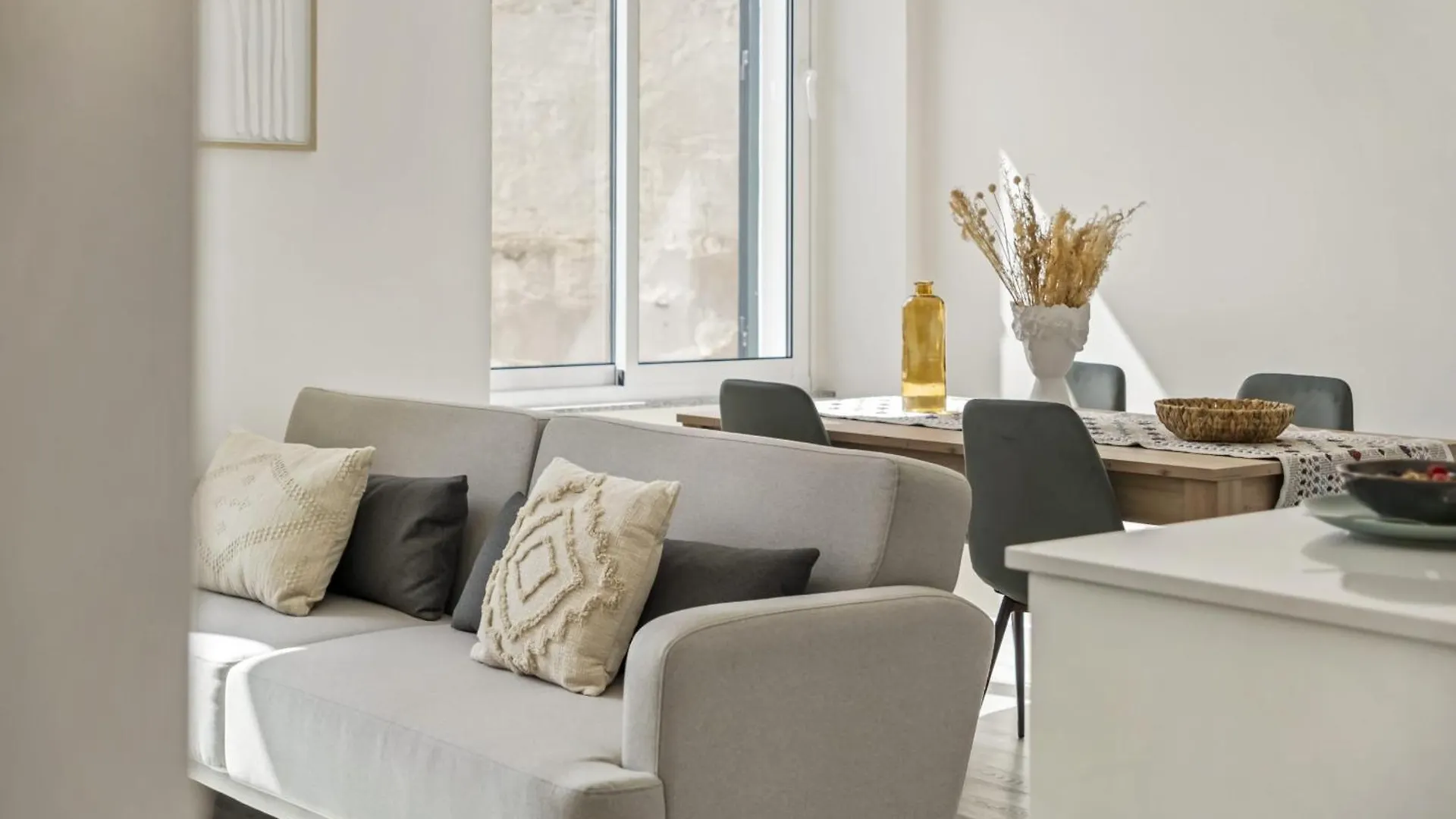 Carmo Charm Apartment By Madeira Sun Travel Funchal  Portugalia